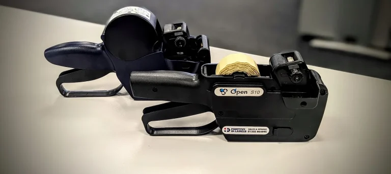 date labelling gun - open S10 and Swing S10 date labelling guns